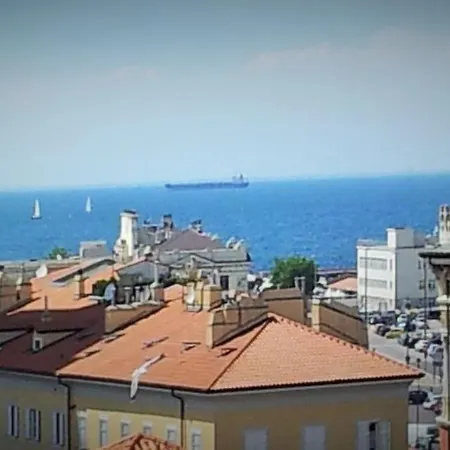 Appartamento Le Petit Phare In Centro Storico Con Vista Mare *