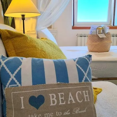 Le Petit Phare * ترييستي