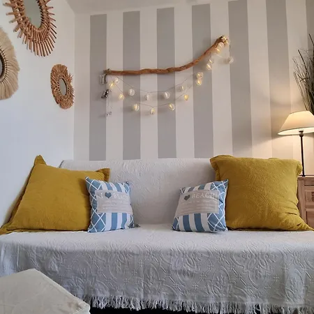 Le Petit Phare * ترييستي