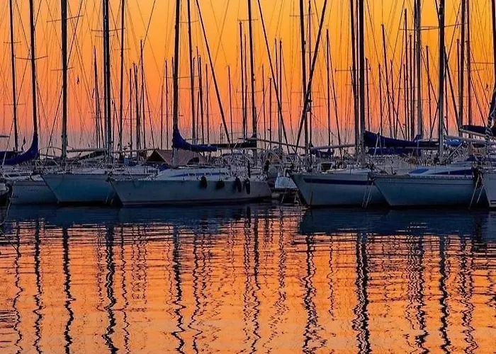 Le Petit Phare Trieste